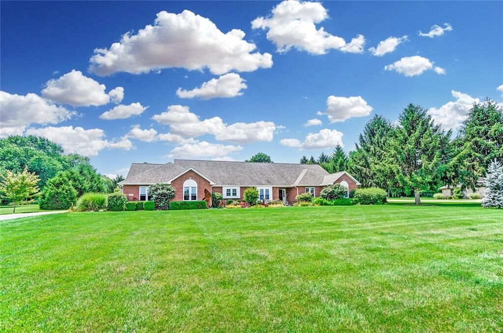 Property Photo:  2677 Emerald Way  OH 45068 