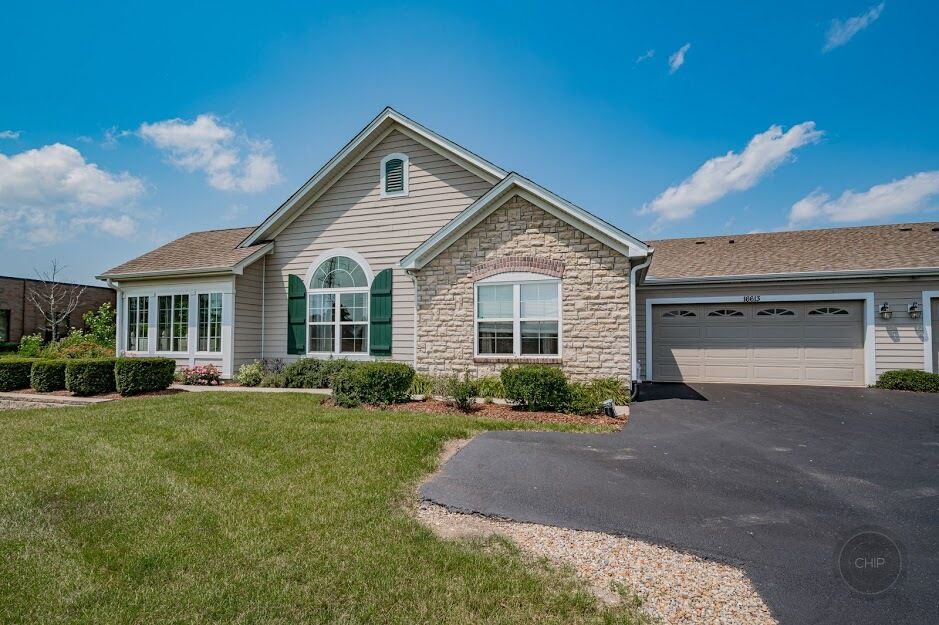 Property Photo: 16613 Fox Run Circle IL 60586