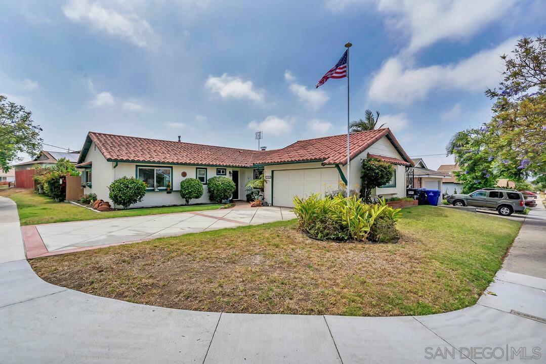 Property Photo:  2805 Caulfield  CA 92154 