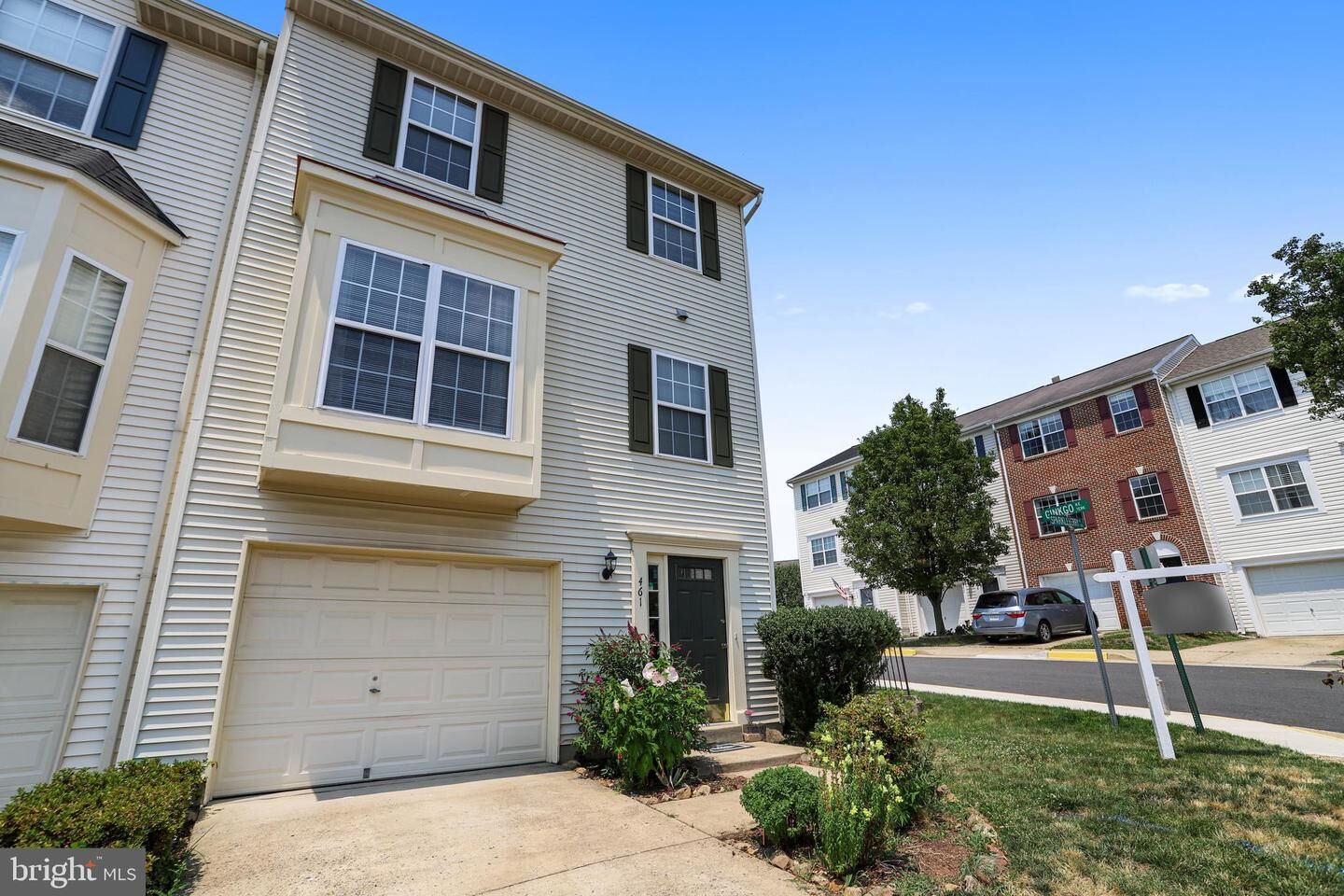 Property Photo: 461 Sparkleberry Terrace NE VA 20176