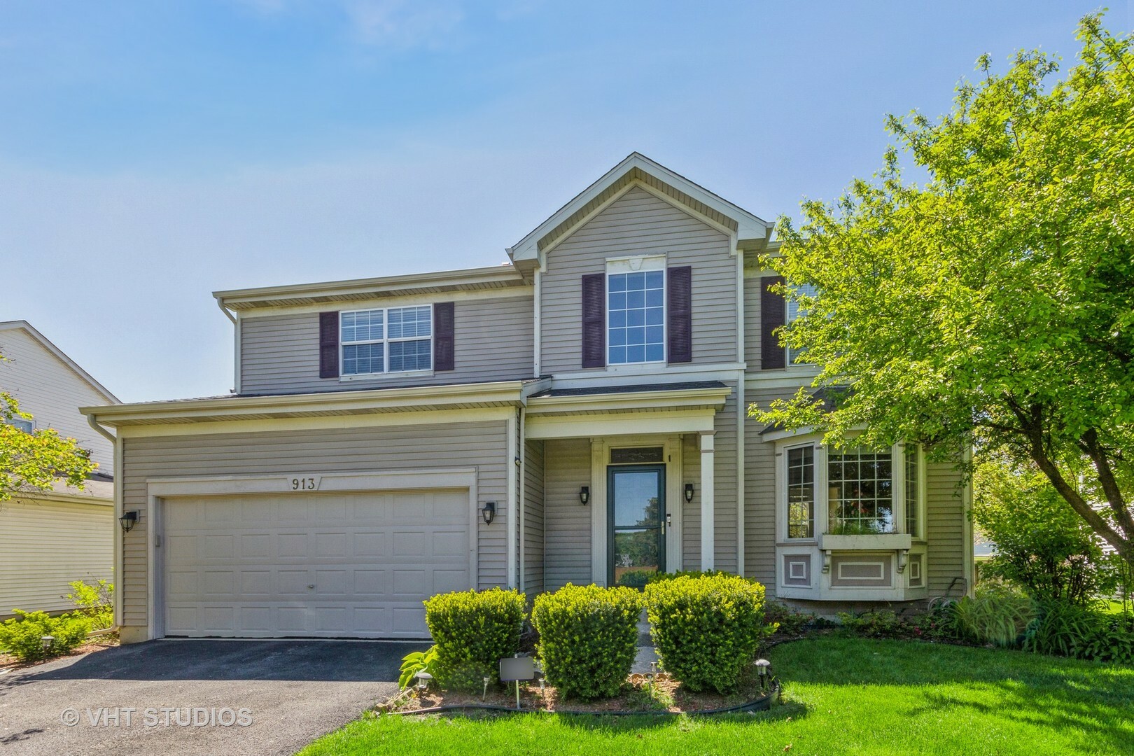 Property Photo: 913 Shoreline Drive IL 60504