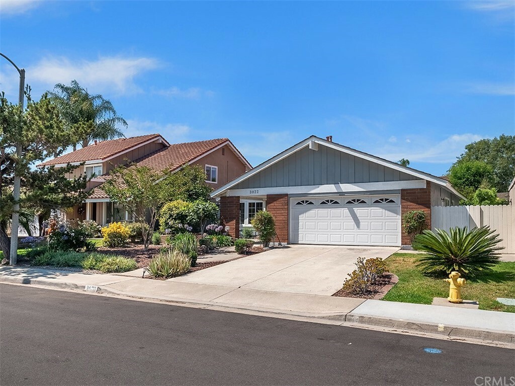 Property Photo:  3822 Duchamp Drive  CA 92606 