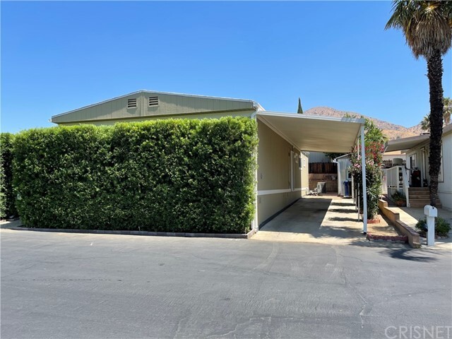 Property Photo: 16079 Yarnell Street C4 CA 91342