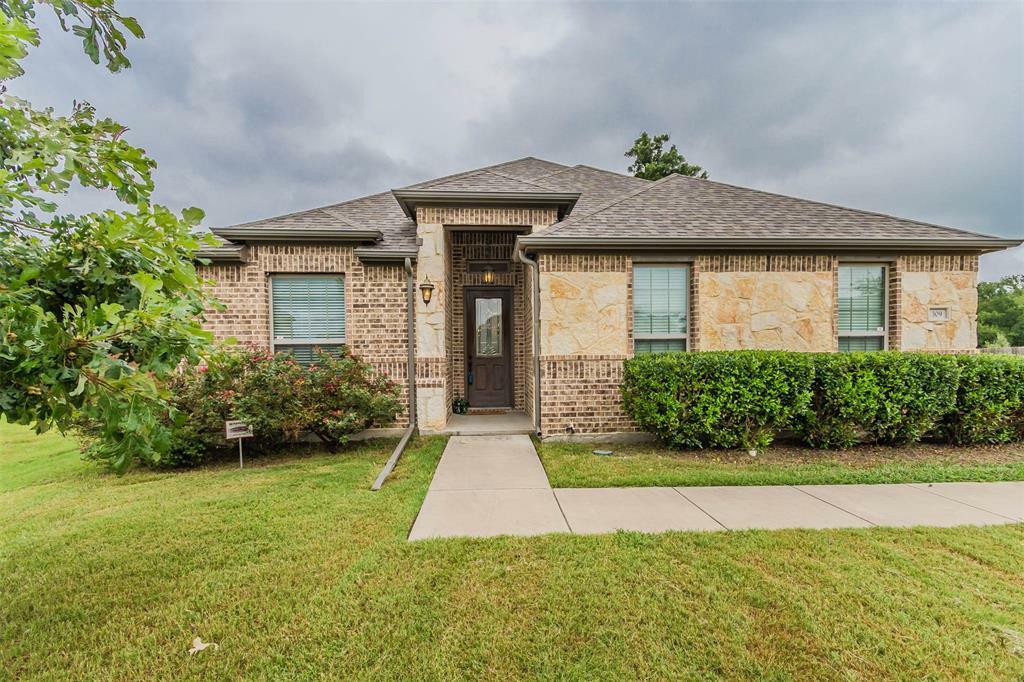 Property Photo:  309 Maria Court  TX 75154 