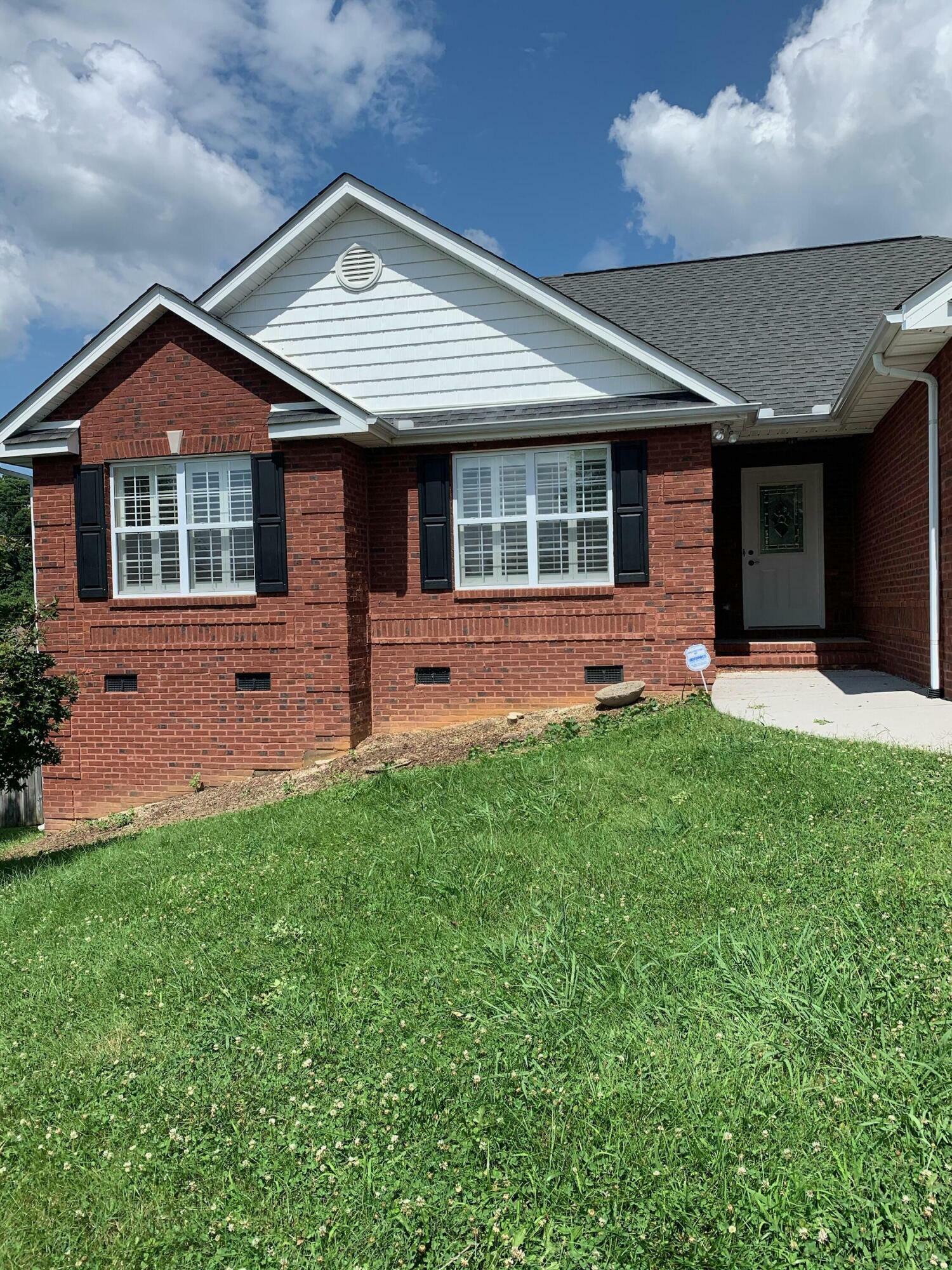 Property Photo:  4118 Oakstone Lane  TN 37918 