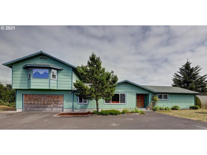 89673 Manion Dr  Warrenton OR 97146 photo