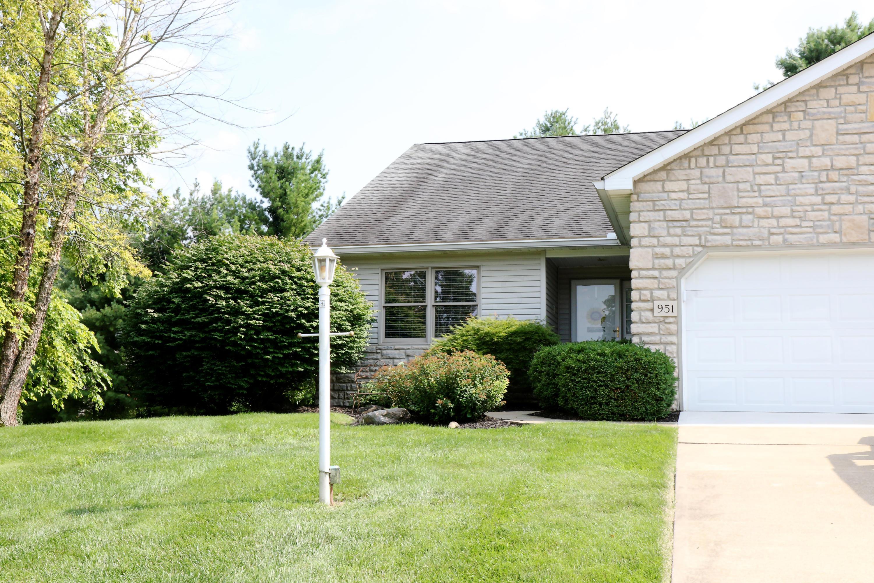 Property Photo:  951 Professional  OH 43056 