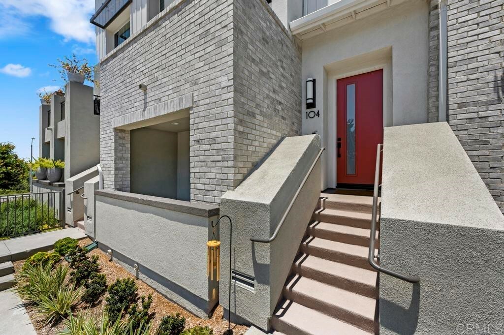 Property Photo:  6156 Colt Place 104  CA 92009 