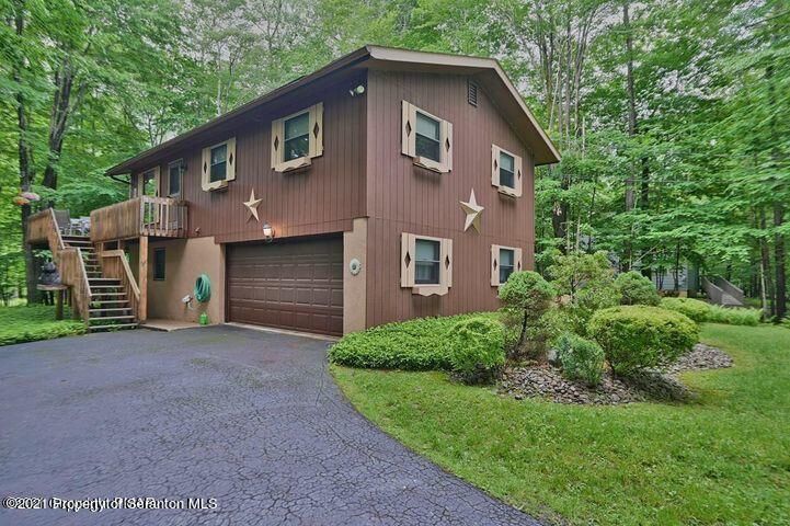 Property Photo:  106 Livingston Lane  PA 18424 