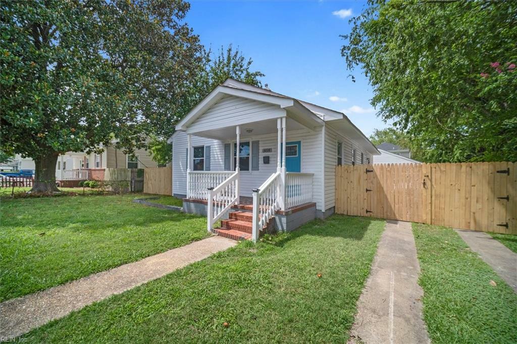 Property Photo:  3228 Knox Street  VA 23704 