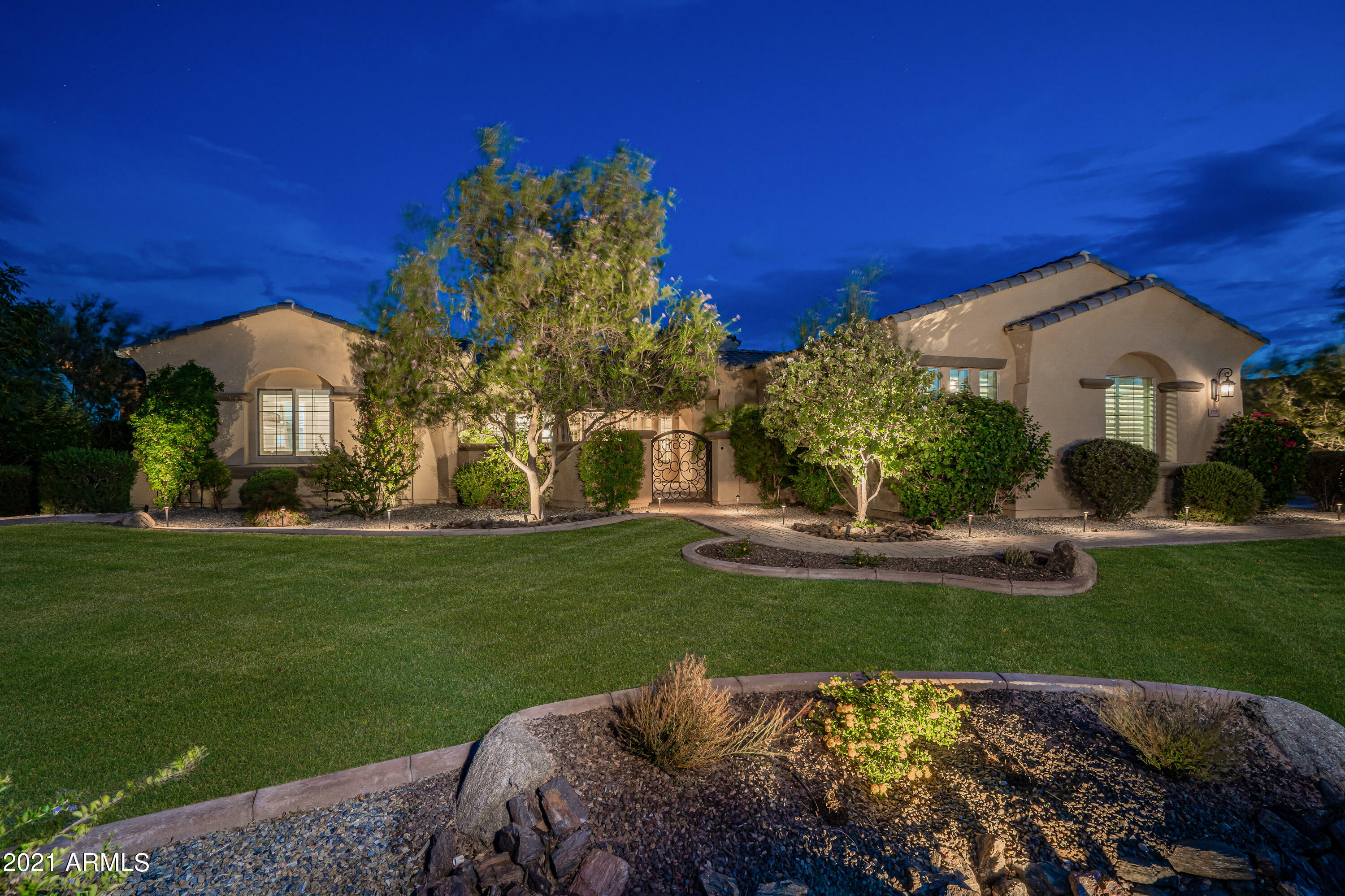 Property Photo:  3139 E Bellflower Court  AZ 85298 