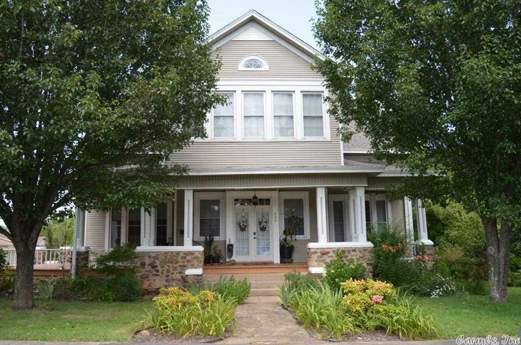 Property Photo:  600 11th Street  AR 71953 