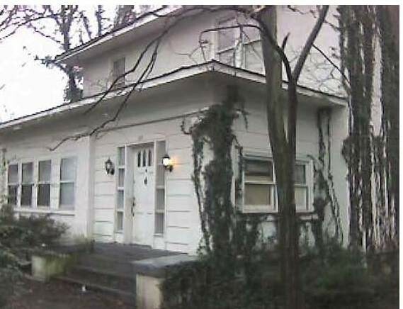 Property Photo:  106 S University St C  TN 37130 