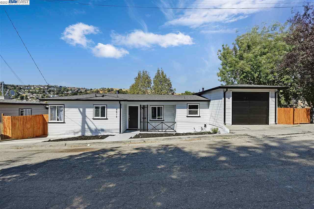 Property Photo:  8612 Seneca  CA 94605 