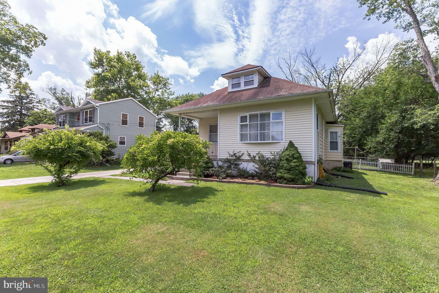 Property Photo:  1106 Rural Avenue  NJ 08043 