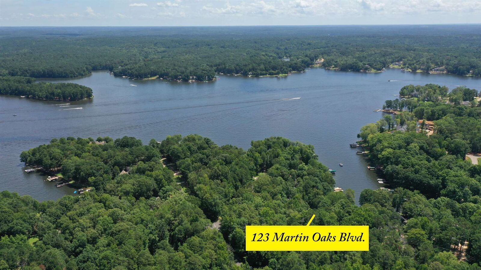 Property Photo: 123 Martin Oaks Blvd GA 31024