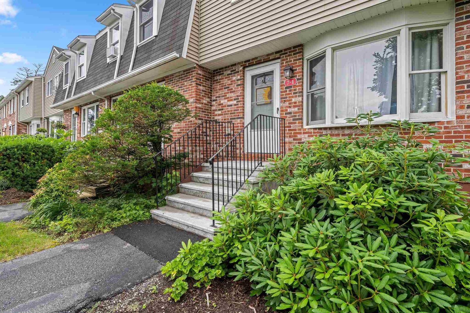 Property Photo:  7 Foxtail Lane 1  NH 03045 