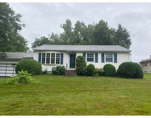 Property Photo: 5 Jeane Dr MA 01040
