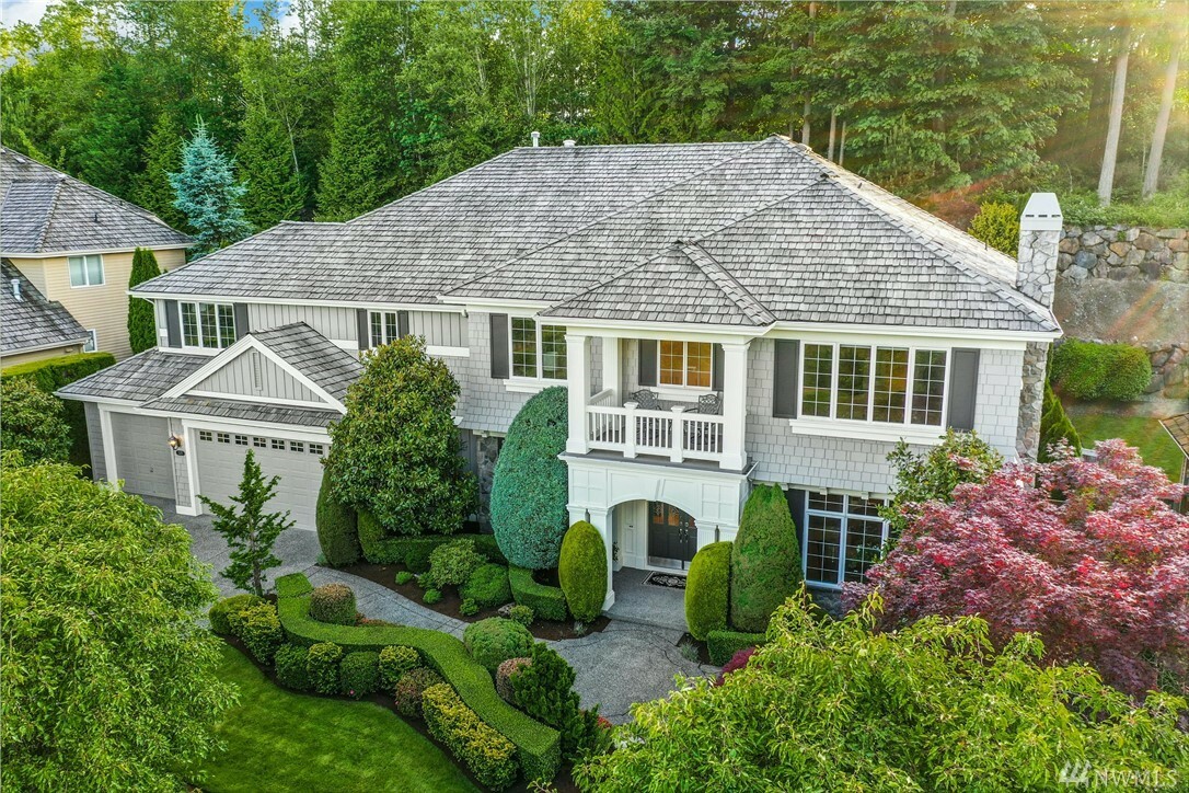 Property Photo: 2127 277th Ave SE WA 98075