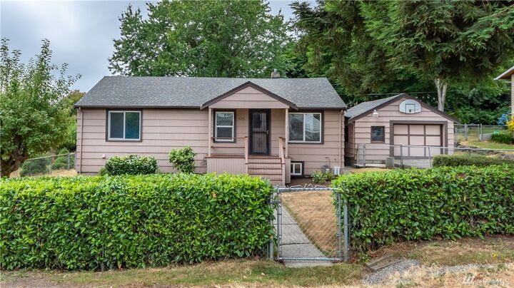 8241 S 116th St  Seattle WA 98178 photo