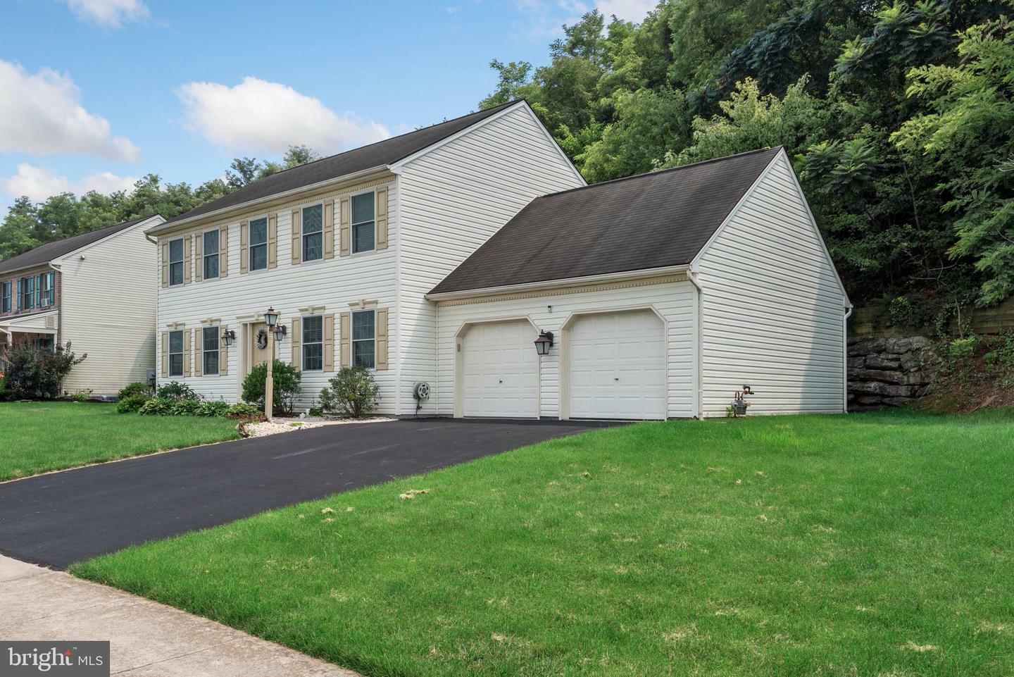 Property Photo: 278 Coachman Lane PA 17078