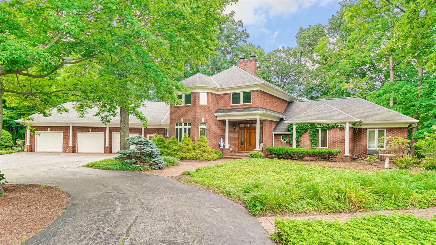 23 Timber Ridge Court  Valparaiso IN 46385 photo
