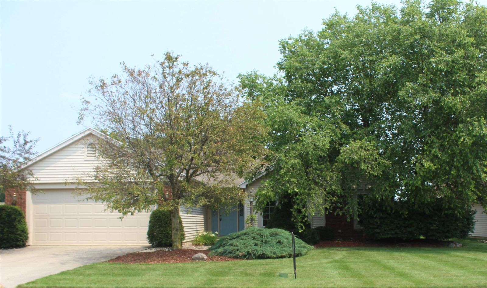 Property Photo: 9008 Wyndmoor Drive IN 46825