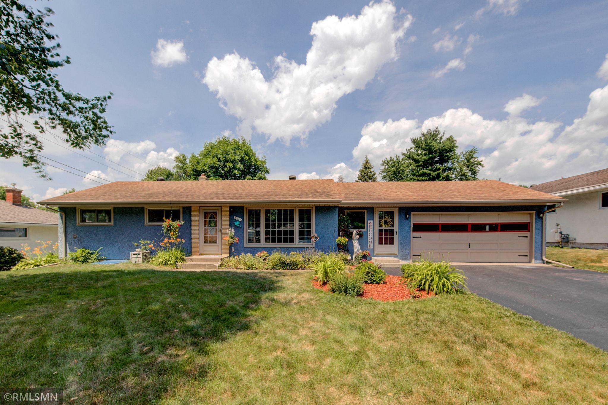 Property Photo:  2307 Ronald Avenue  MN 55110 