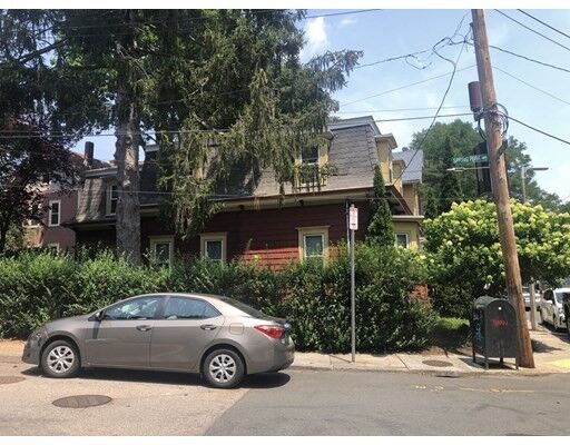 Property Photo: 183 Chestnut Ave MA 02130