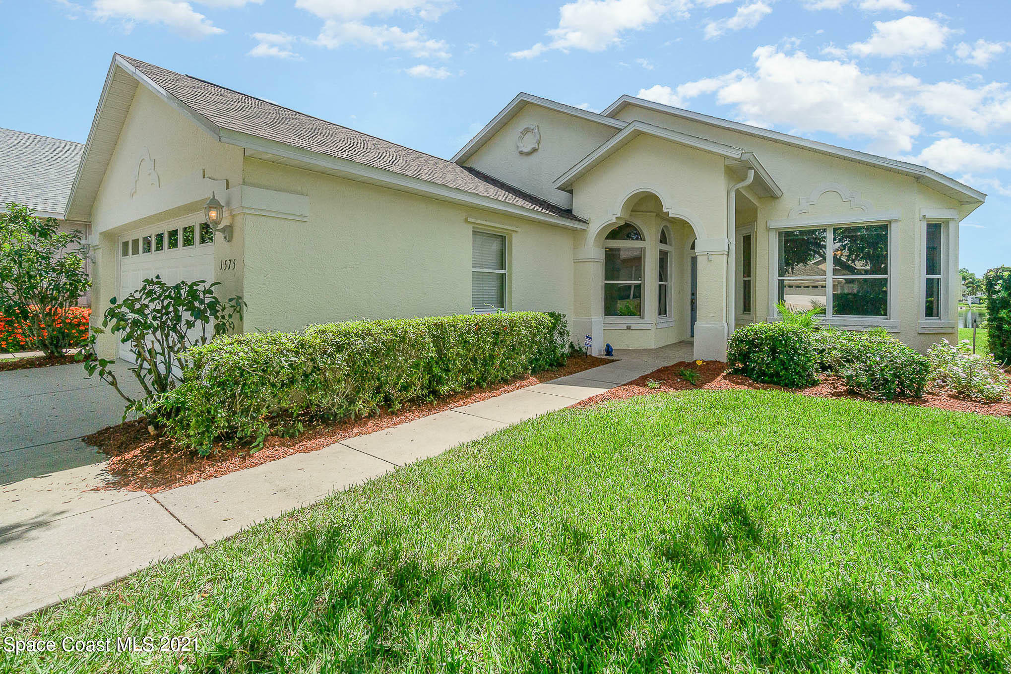 Property Photo:  1575 Ficus Point Drive  FL 32940 