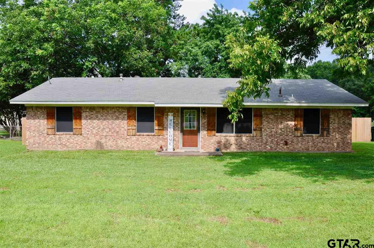 Property Photo:  105 North Heights Boulevard  TX 75571 