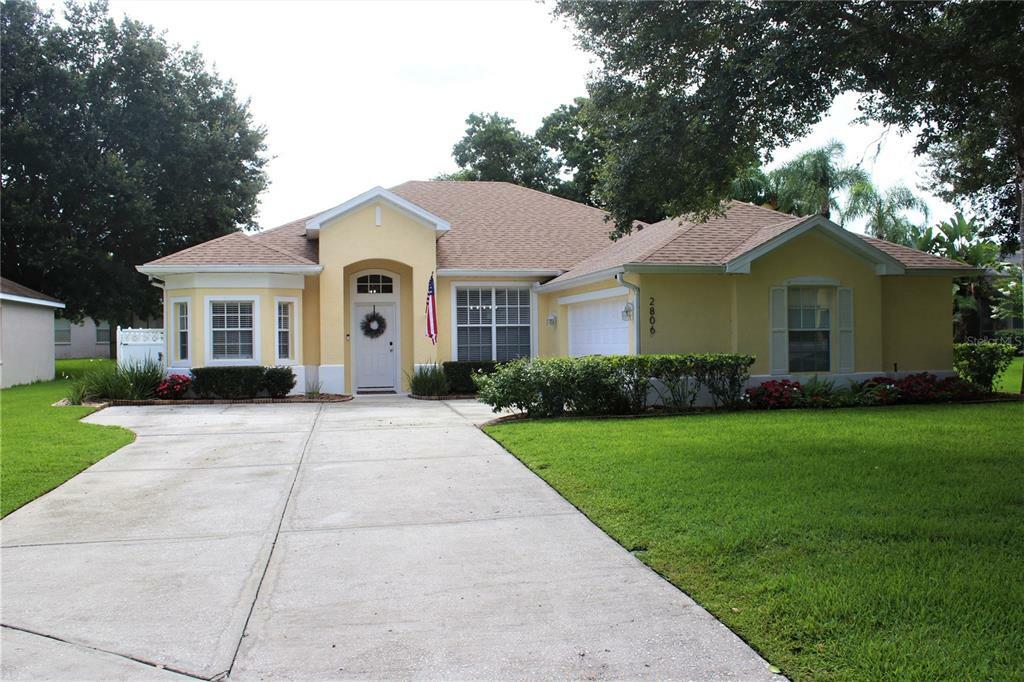 Property Photo:  2806 Brooke Pines Court  FL 33566 