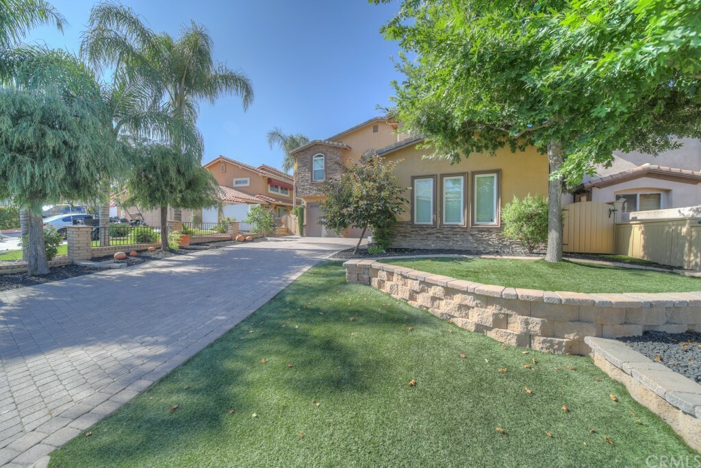 Property Photo:  29861 Redwood Drive  CA 92587 