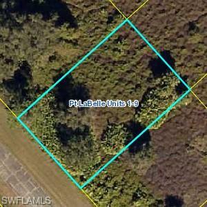 Property Photo: 7028 Jolly Circle SW FL 33935