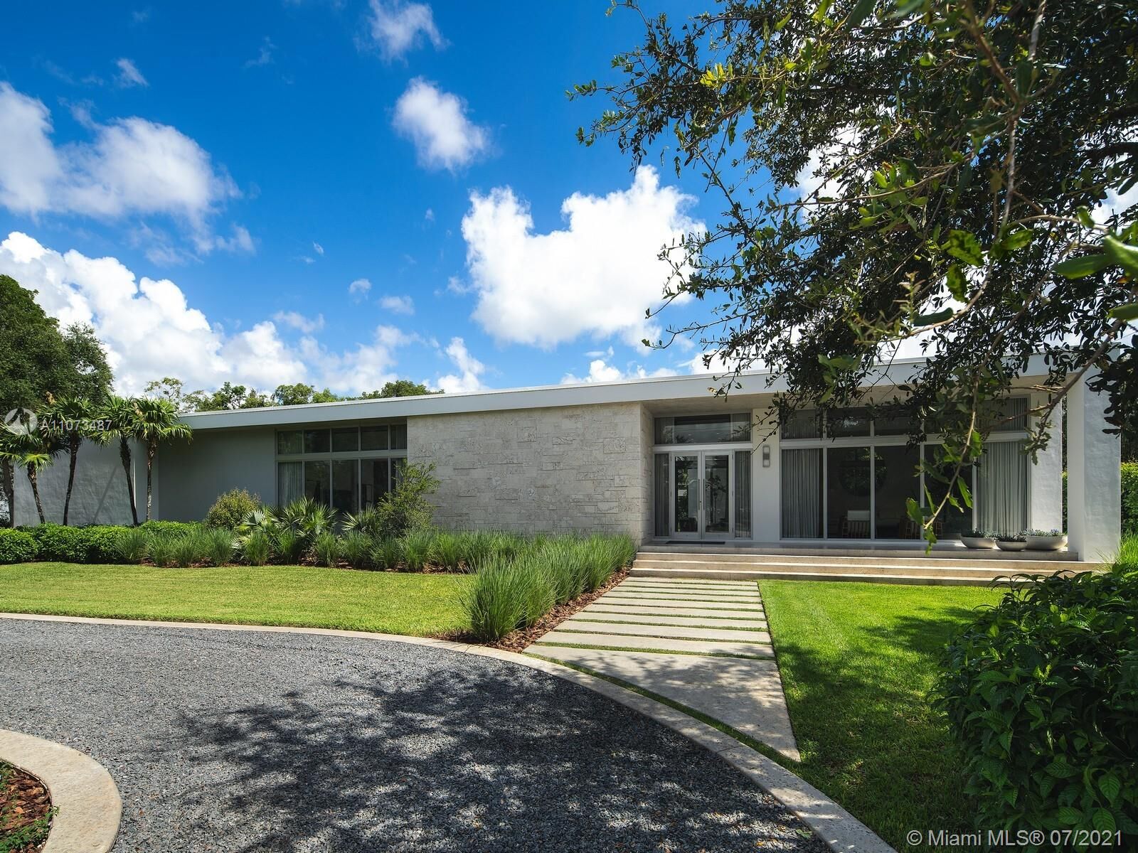 Property Photo: 9301 SW 120th St FL 33176