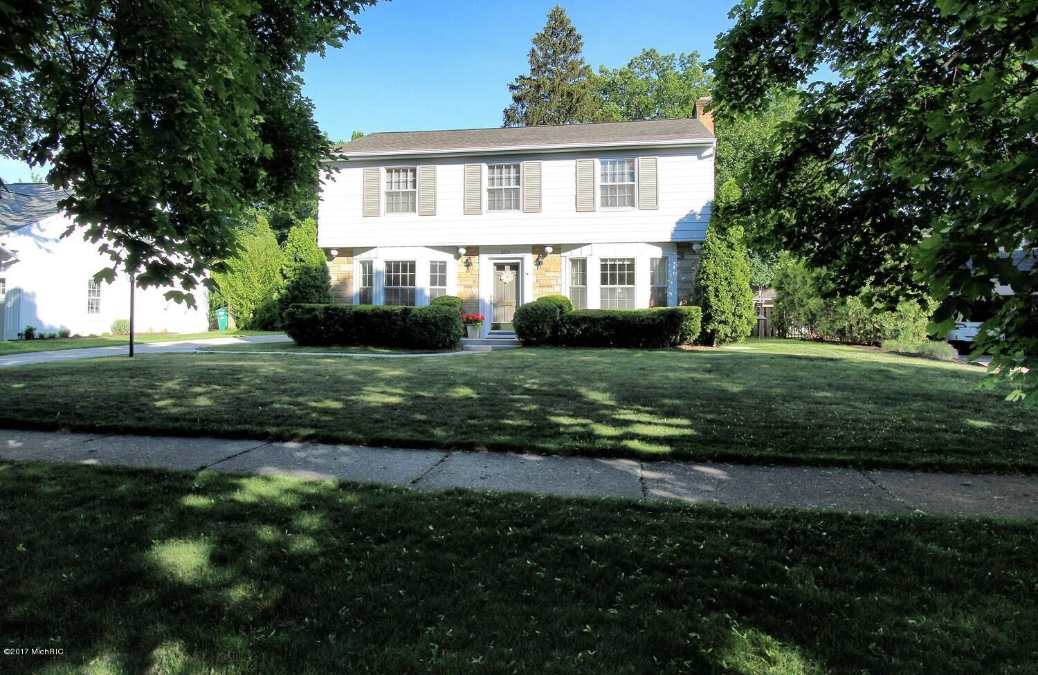 Property Photo:  2258 Anderson Drive SE  MI 49506 