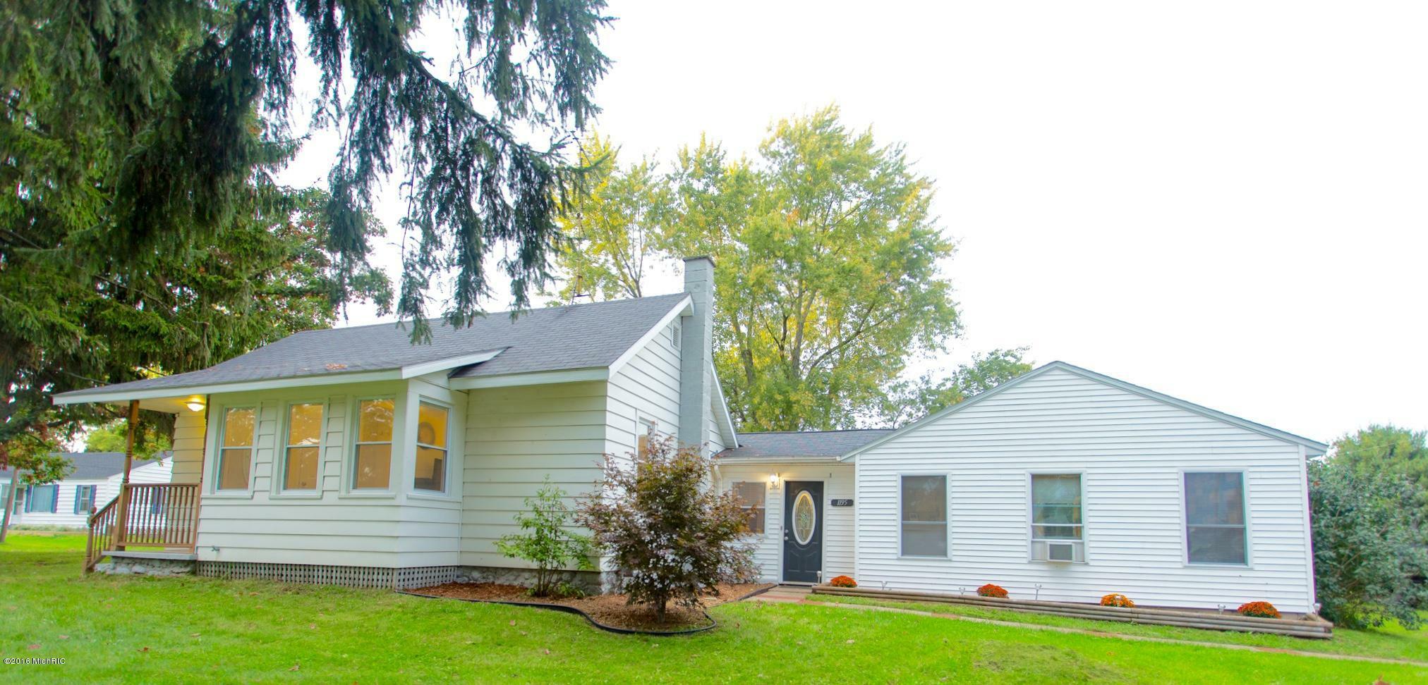 Property Photo: 1195 16 Mile Road NW MI 49330