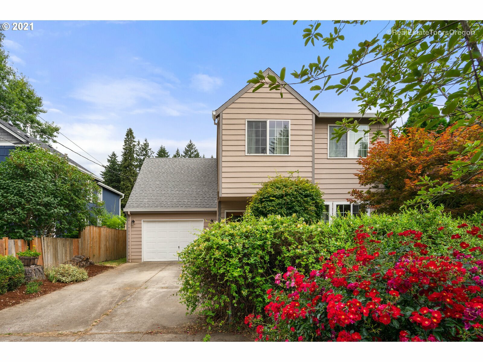 Property Photo: 9431 N Bristol Ave OR 97203