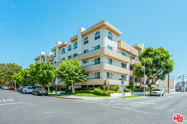 Property Photo:  1872   Midvale Ave 208  CA 90025 