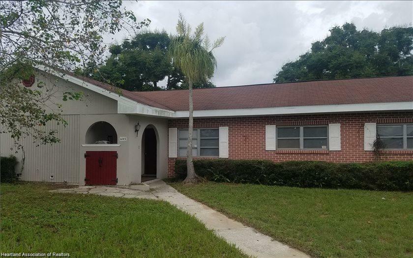 Property Photo:  605 16th Street NE  FL 33881 