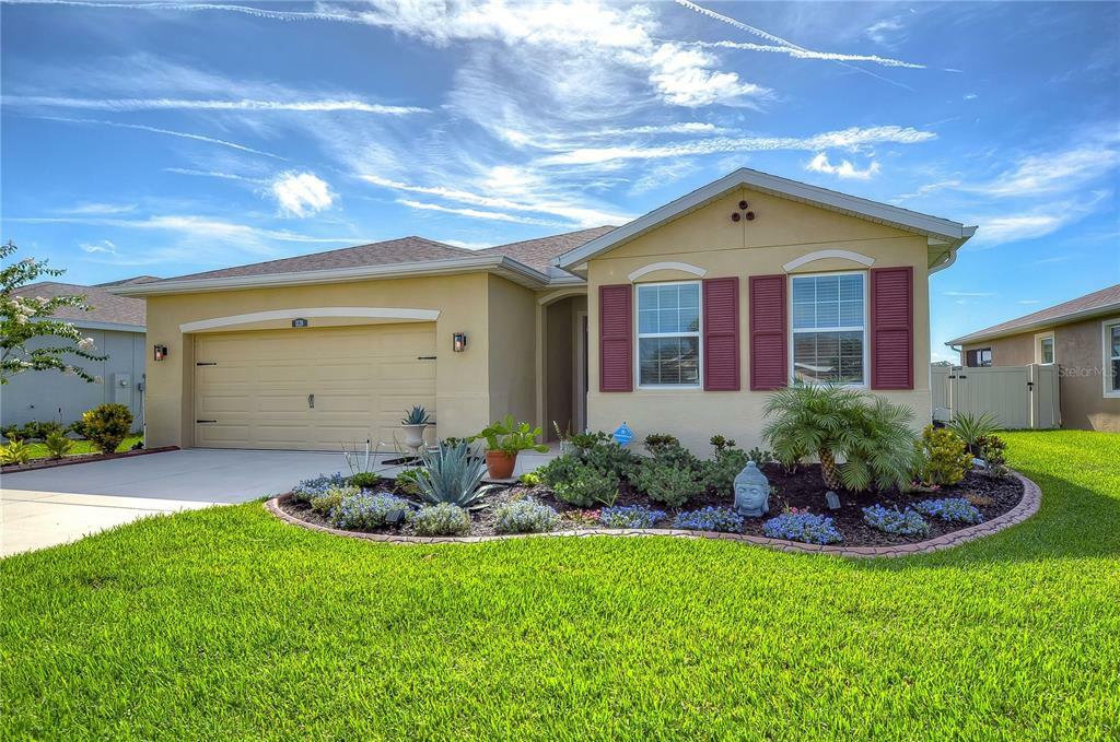 Property Photo:  1128 Pipestone Place  FL 33543 