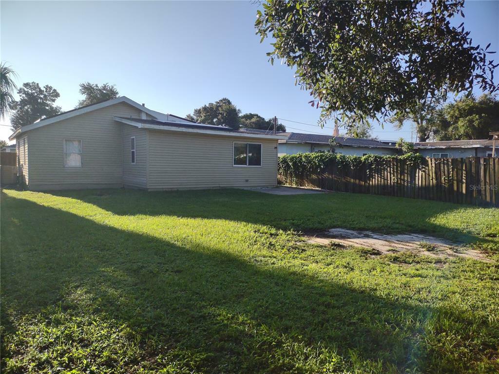 Property Photo: 5456 59th Way N FL 33709