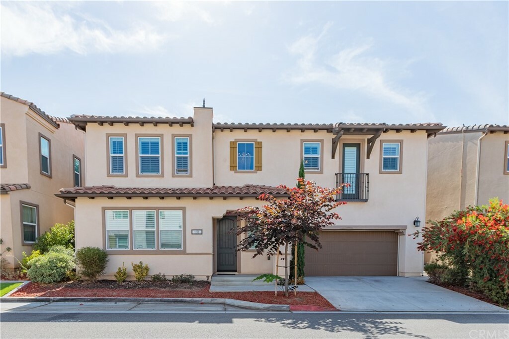 Property Photo:  1208 N Ventana Lane  CA 92870 