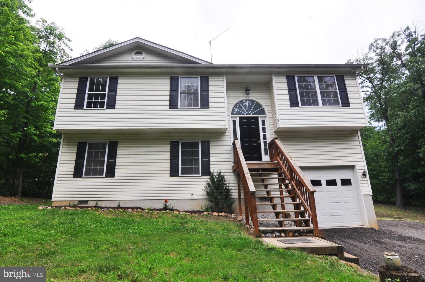 Property Photo: 603 Panther VA 22602
