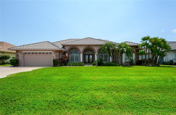 Property Photo:  12870 SW Pembroke Circle N  FL 34269 