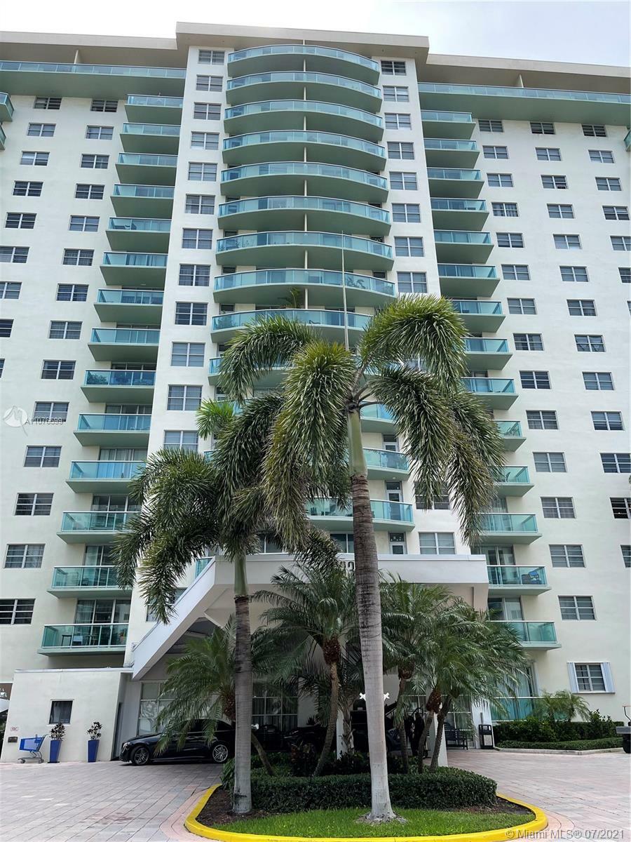 Property Photo:  19390 Collins Ave 1110  FL 33160 