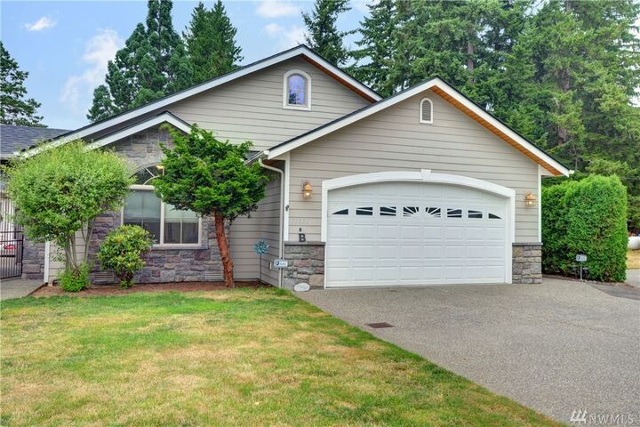 Property Photo: 11011 47th Ave NE B WA 98271