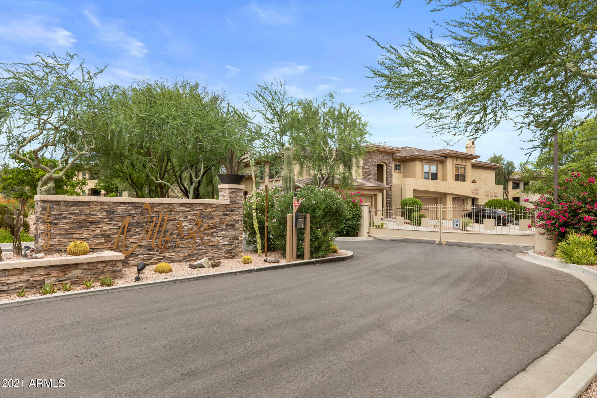 Property Photo:  16800 E El Lago Boulevard 2084  AZ 85268 