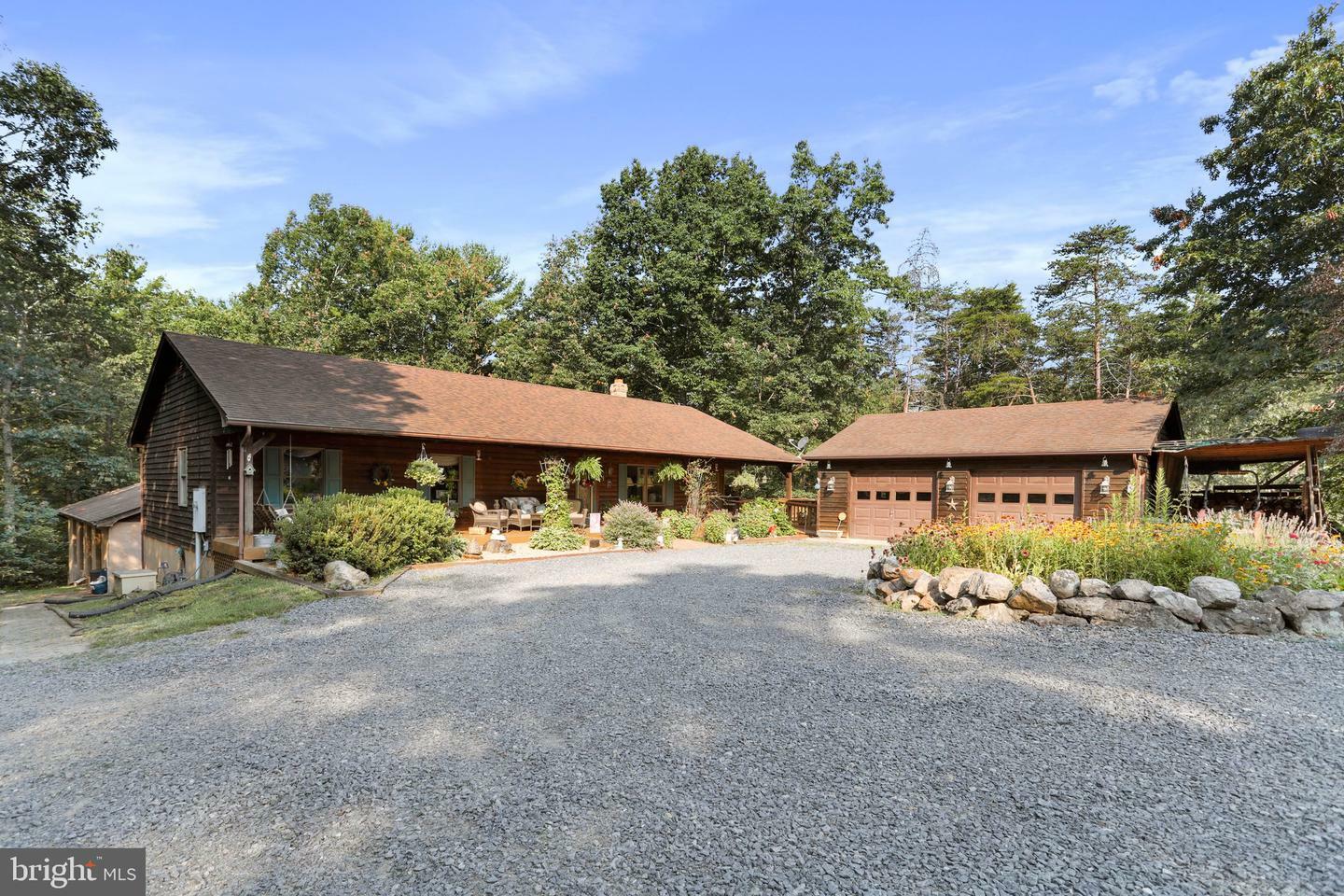 Property Photo: 400 Braeburn Drive WV 26704
