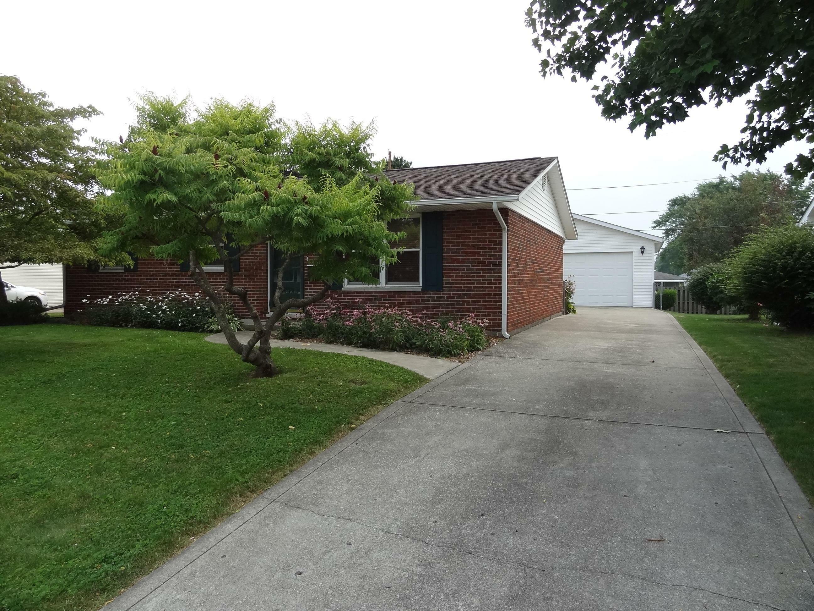 Property Photo:  127 Indianhead Drive  OH 43056 